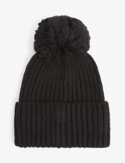 Ugg Logo-patch Knitted Beanie Hat -Glam Pouch Store R03843785 BLACK ALT02