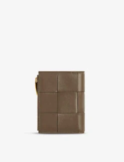 Bottega Veneta Intrecciato Bifold Leather Wallet 8 Bottega Veneta Intrecciato Bifold Leather Wallet -Glam Pouch Store R04163141 TAUPEGREY ALT02